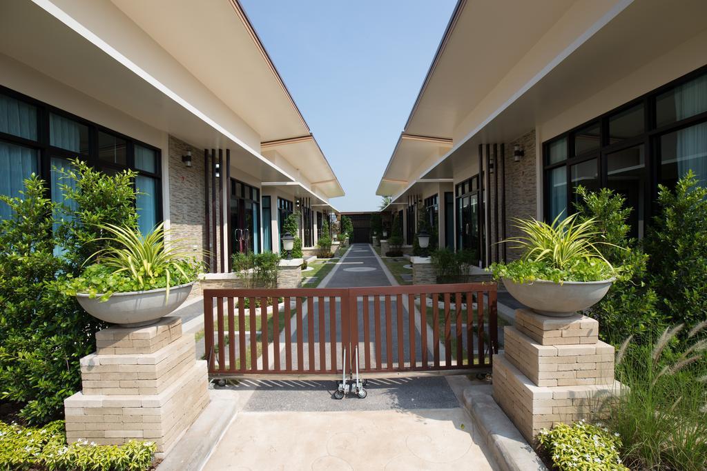 Med Room Korat Nakhonratchasima Zewnętrze zdjęcie