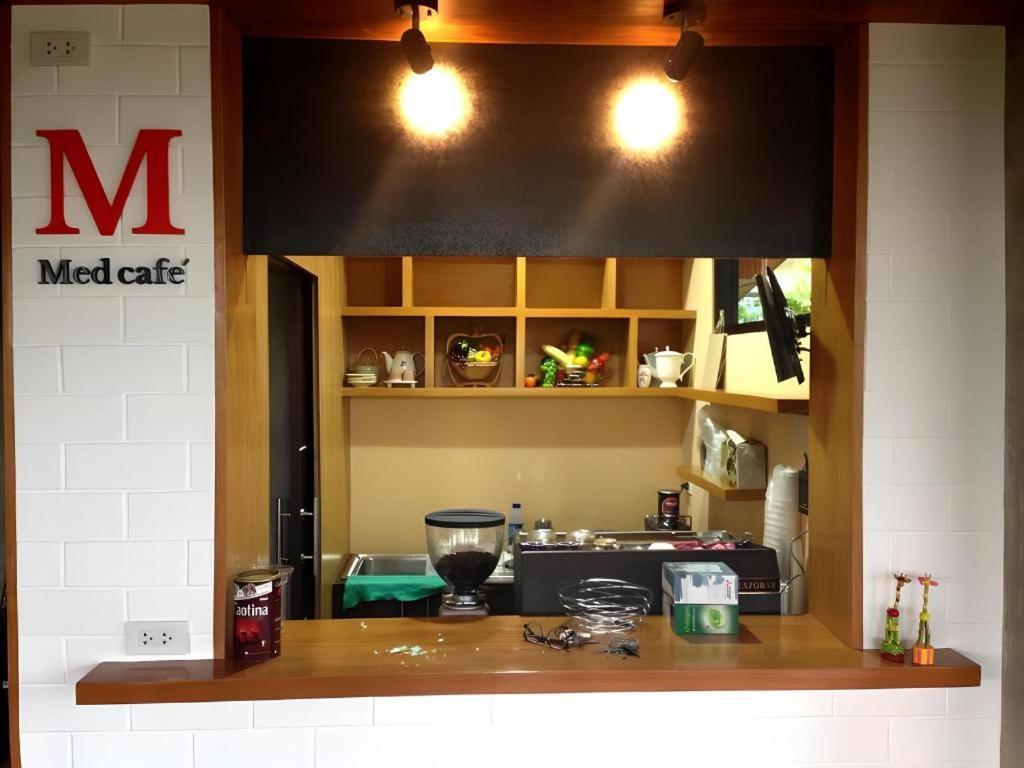 Med Room Korat Nakhonratchasima Zewnętrze zdjęcie