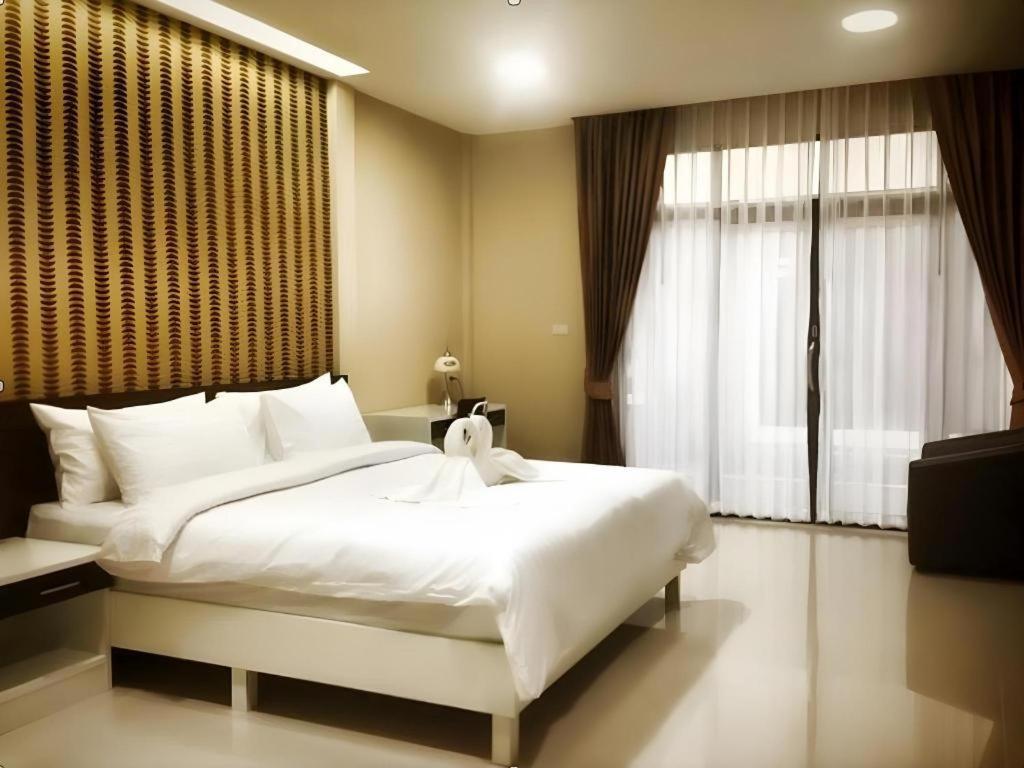 Med Room Korat Nakhonratchasima Zewnętrze zdjęcie