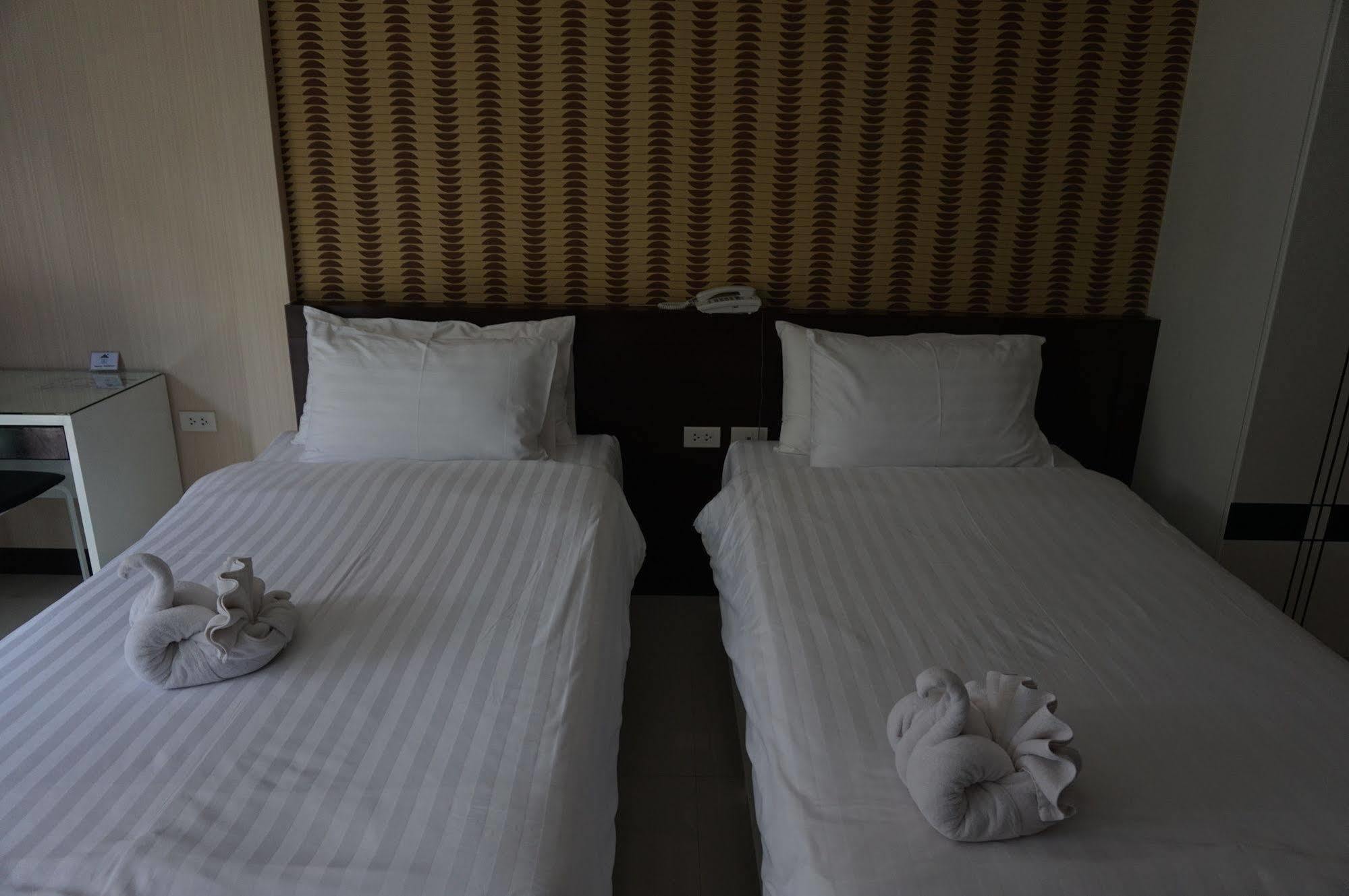 Med Room Korat Nakhonratchasima Zewnętrze zdjęcie