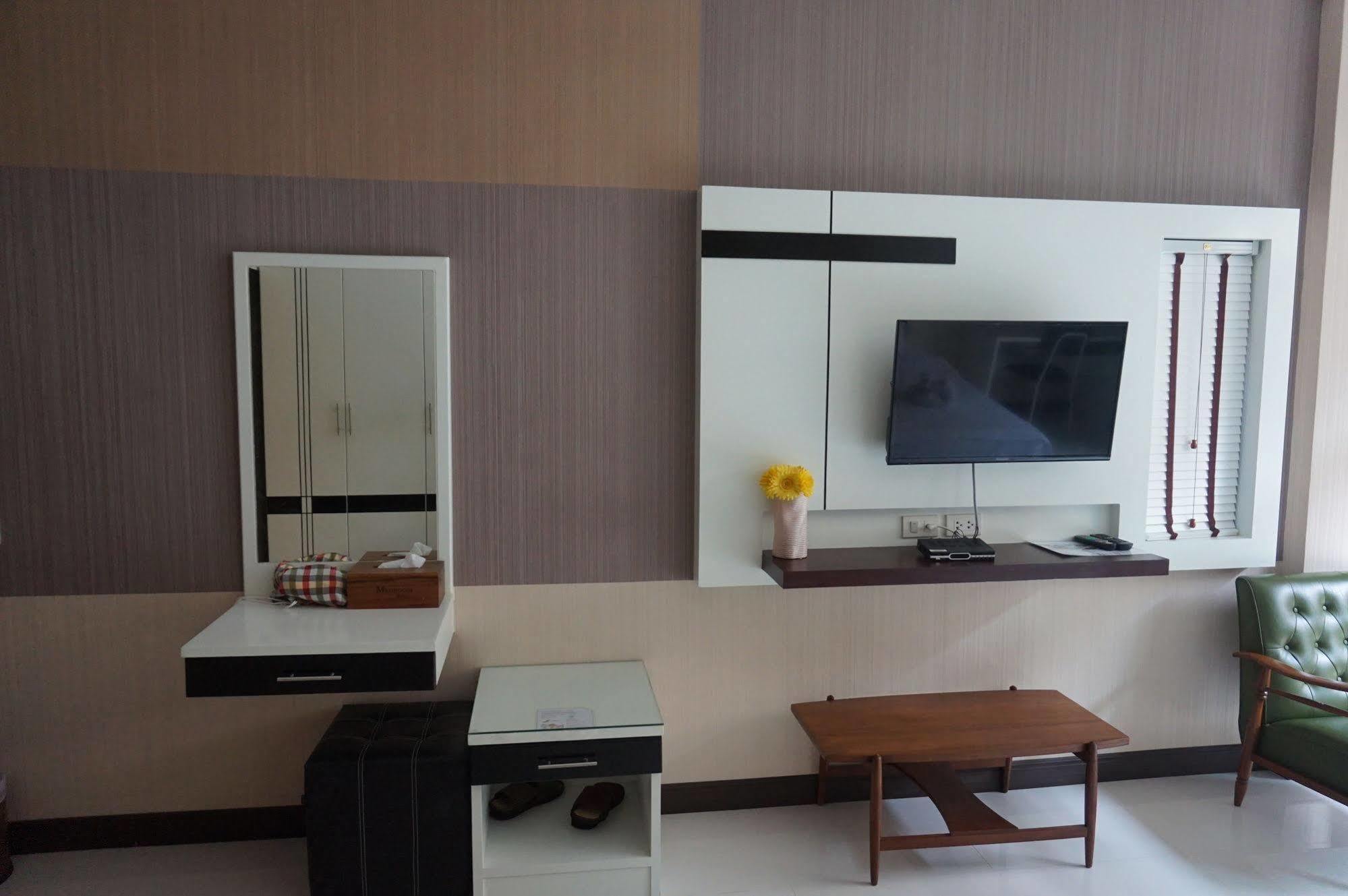 Med Room Korat Nakhonratchasima Zewnętrze zdjęcie